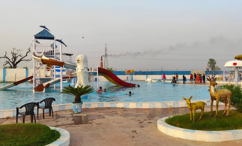 Funtasia Water Park and Resort